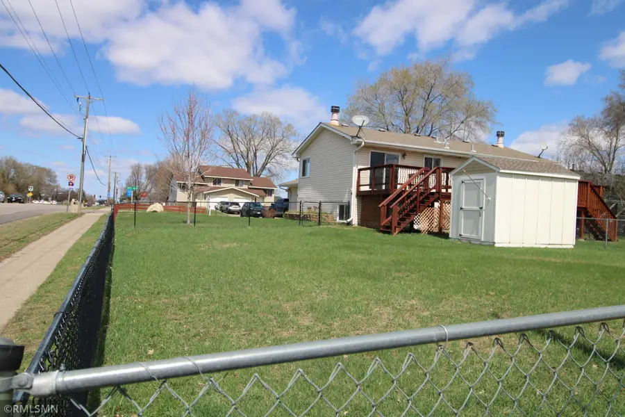 5821 84 1/2 Avenue N, Brooklyn Park, MN 55443 - #3