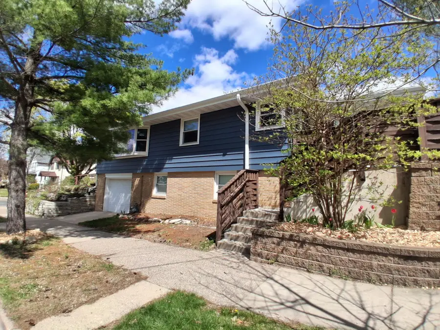2327 Laurel Avenue W, Minneapolis, MN 55405 - #2
