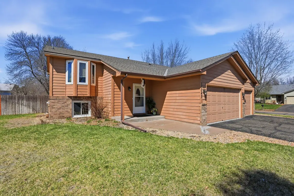 12048 Zea Street Nw, Coon Rapids, MN 55433 - #1