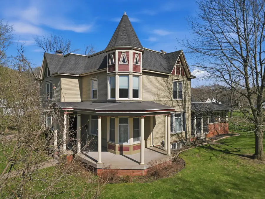 435 Jefferson Street, Eau Claire, WI 54701 - #2