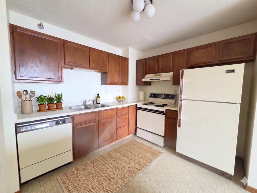 66 9th Street E #1605, Saint Paul, MN 55101 - #3