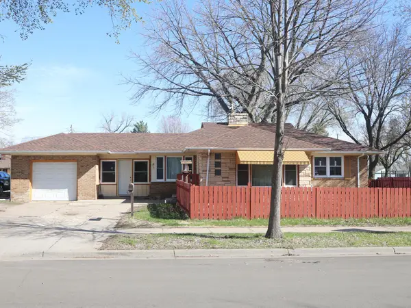 95 Rose Avenue W, Saint Paul, MN 55117