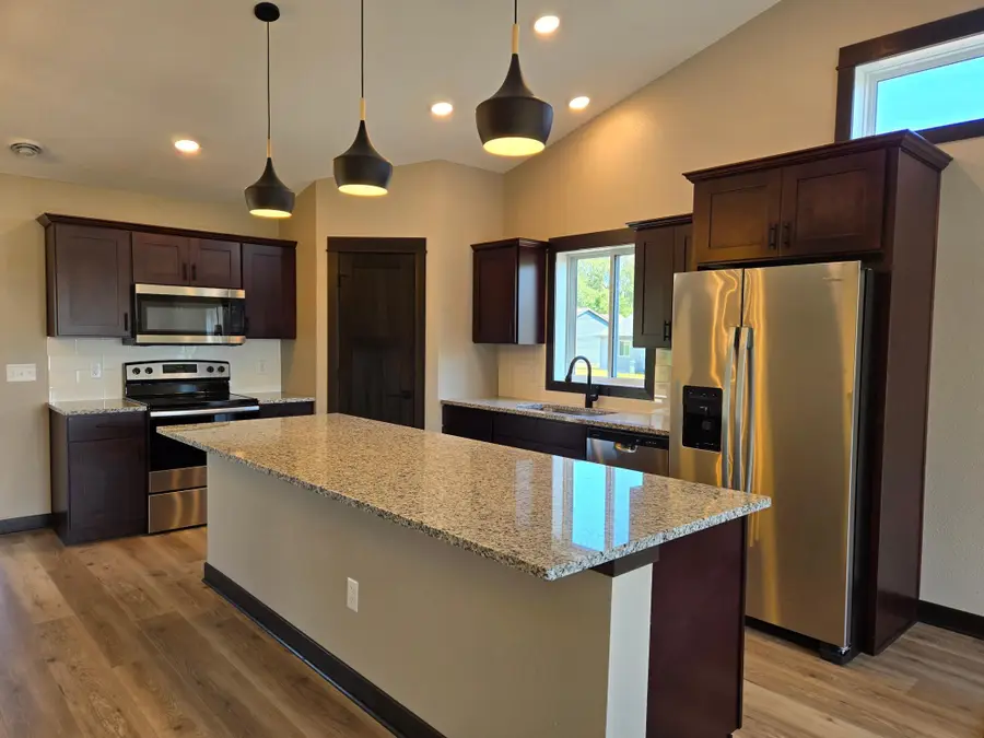 656 Daisy Court, Lake Crystal, MN 56055 - #3