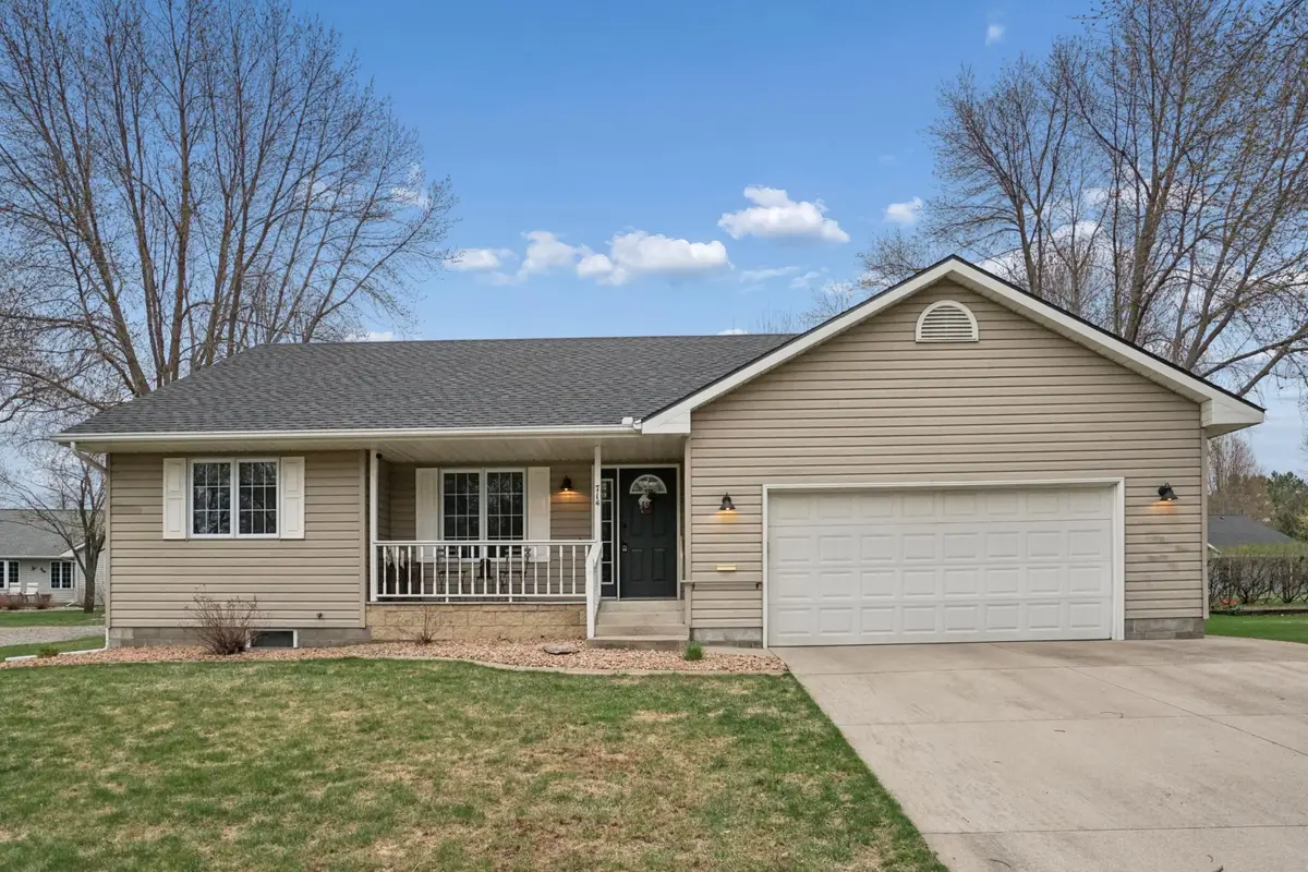 714 E Crescent Lane, Litchfield, MN 55355 - #1