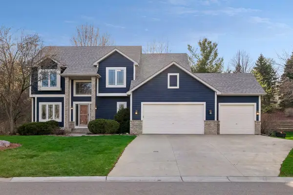 16583 Hearthside Way, Lakeville, MN 55044