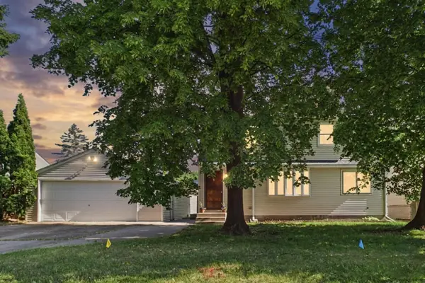 3765 74th Street E, Inver Grove Heights, MN 55076