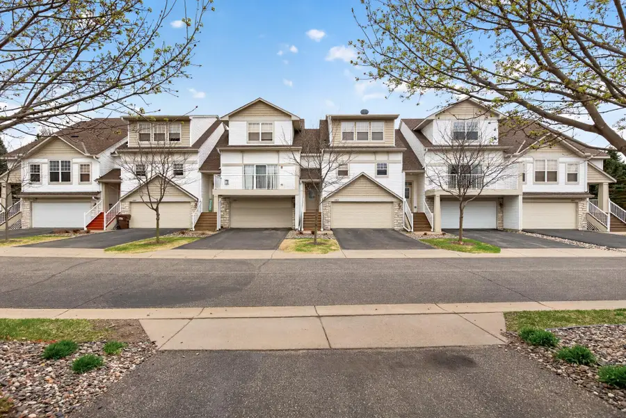 10859 Kingsfield Lane, Woodbury, MN 55129 - #2