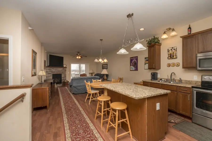 4129 Jarmann Lane, Shakopee, MN 55379 - #3