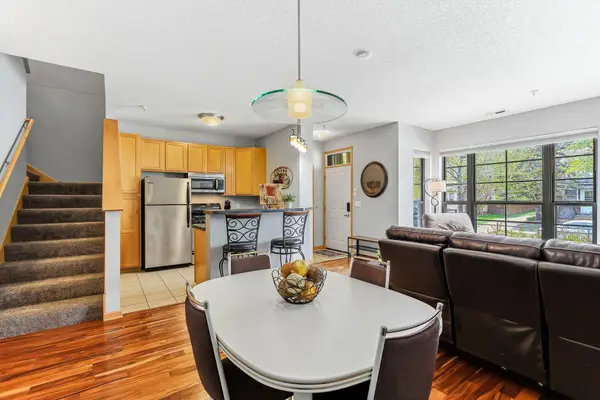 820 Emerald Street #111, Saint Paul, MN 55114