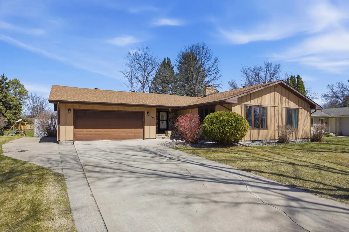 1631 American Way S, Fargo, ND 58103 - #1