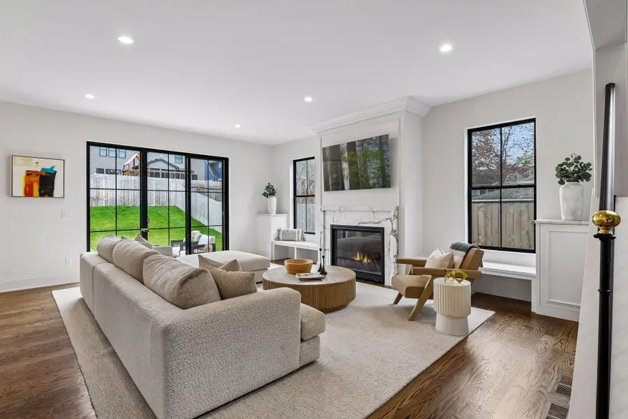 5925 Chowen Avenue S, Edina, MN 55410 - #3