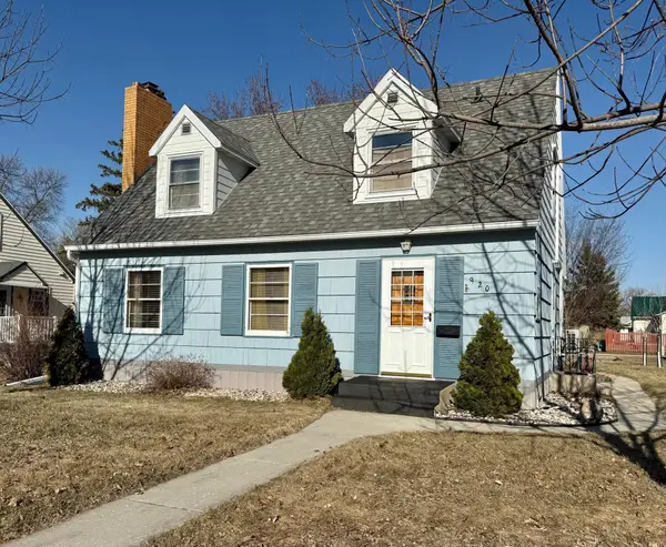 920 Arnold Avenue N, Thief River Falls, MN 56701