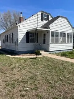 102 8th Street, Windom, MN 56101 - #2