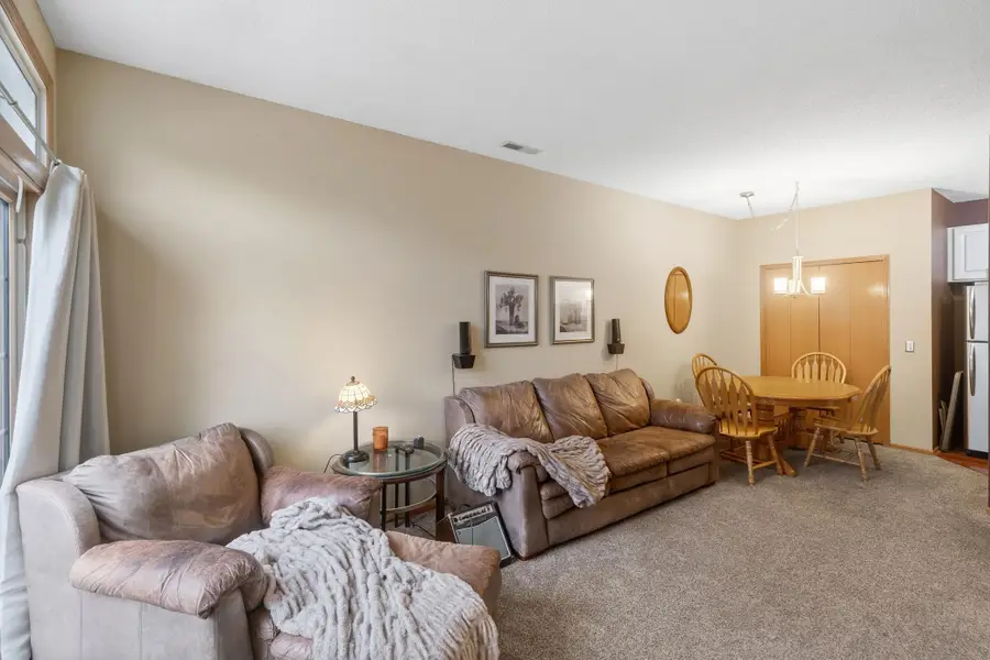 7216 155th Street W, Apple Valley, MN 55124 - #3