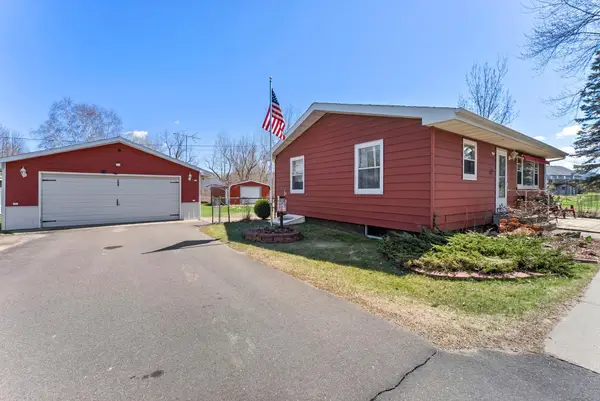 33103 Flanders Street Ne, Cambridge, MN 55008
