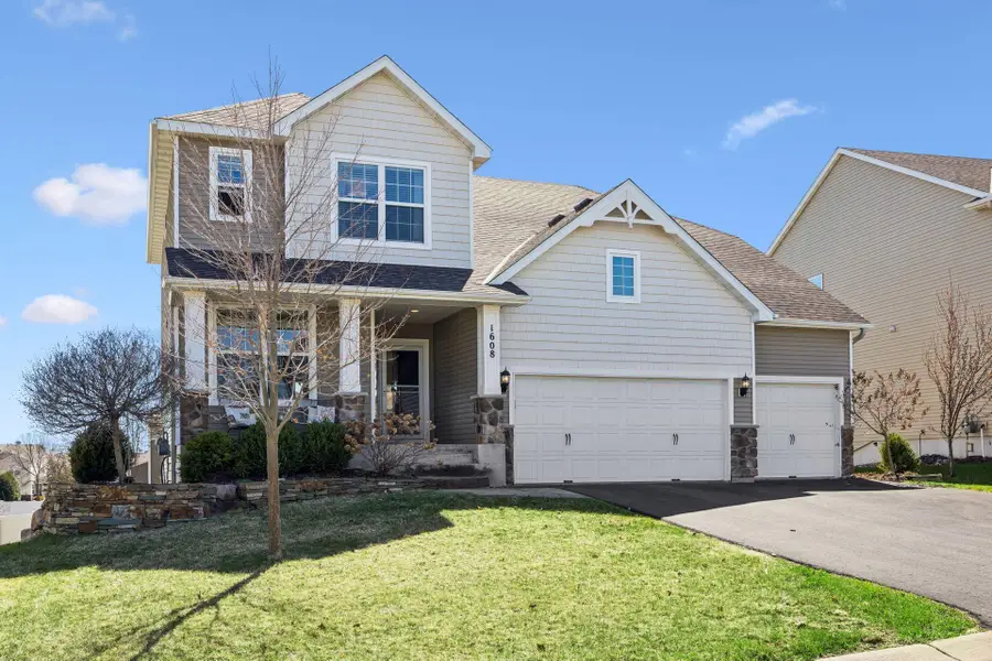 1608 Aspen Drive, Carver, MN 55315 - #2