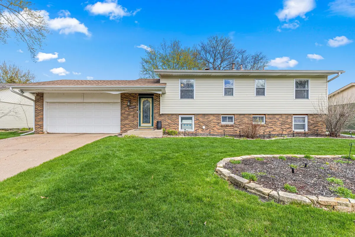10203 Raven Street Nw, Coon Rapids, MN 55433 - #1