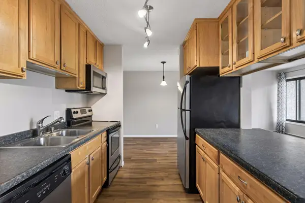 4110 Rahn Road #121, Eagan, MN 55122