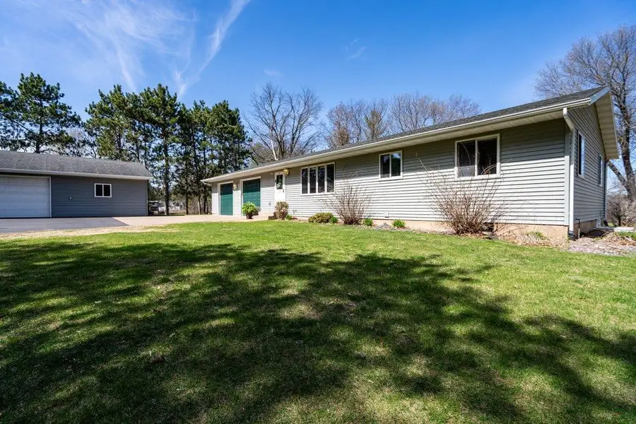 4437 Old Wells Road, Eau Claire, WI 54703 - #3
