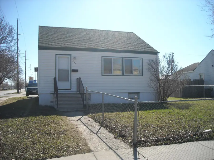 537 20th Street N, Fargo, ND 58102 - #2