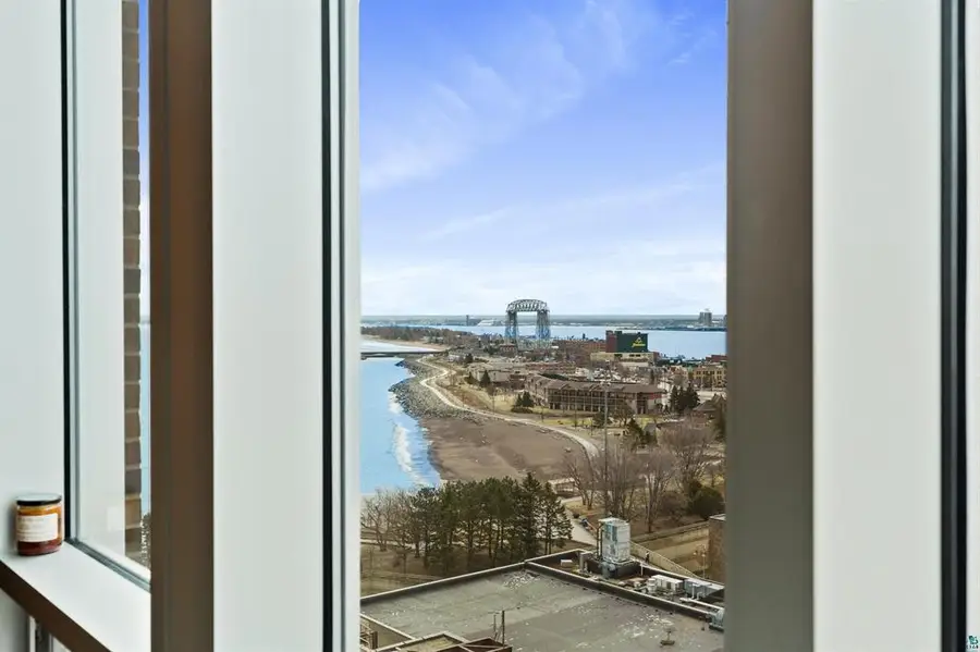 311 E Superior Street #1006, Duluth, MN 55802 - #2