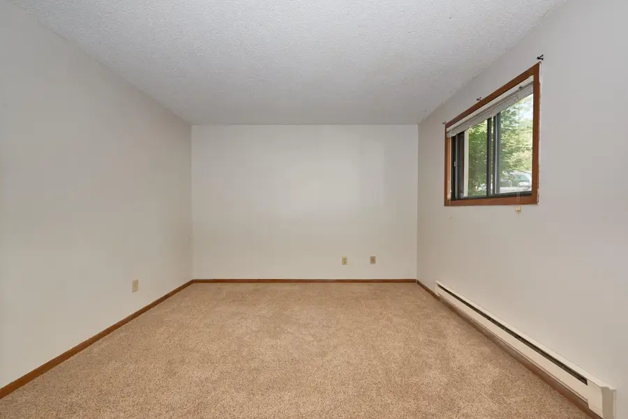 5 Somerset Drive, Waconia, MN 55387 - #3