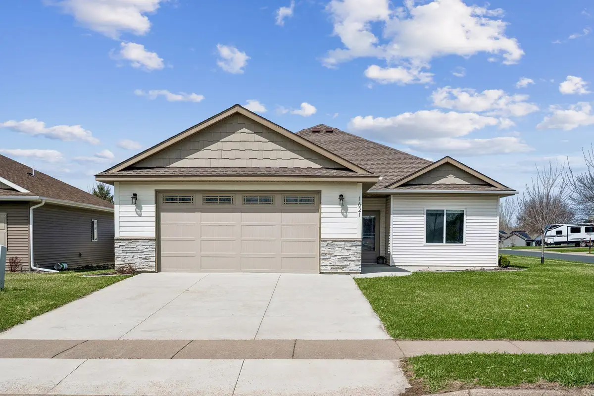 1621 11th Street Ne, Buffalo, MN 55313 - #1