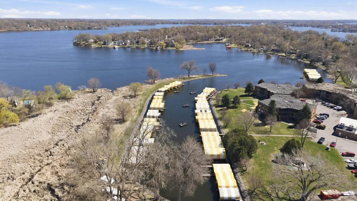 5440 Three Points Boulevard #523, Mound, MN 55364 - #1