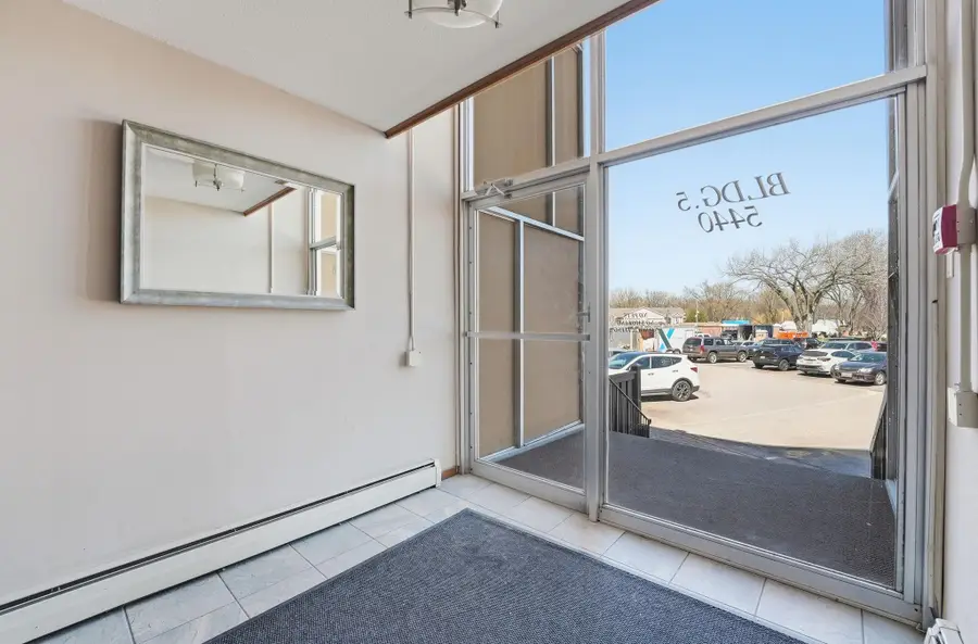 5440 Three Points Boulevard #523, Mound, MN 55364 - #3