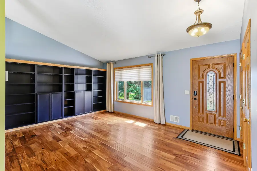 2445 Schaller Drive E, Maplewood, MN 55119 - #3