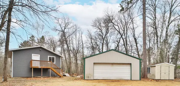 951 Swede Lake Trail Sw, Backus, MN 56435