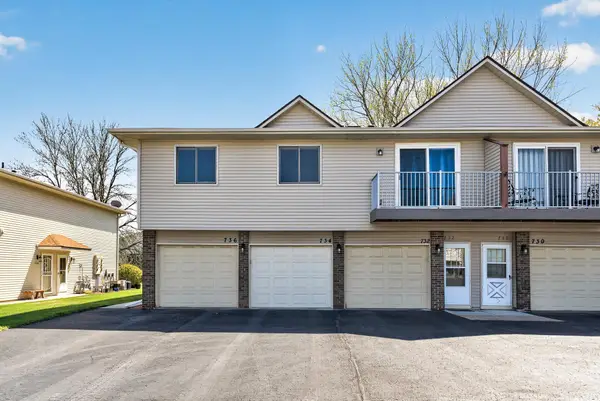 732 Parkside Drive #732H, Vadnais Heights, MN 55127