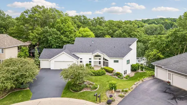 4854 Four Seasons Court, Eagan, MN 55122