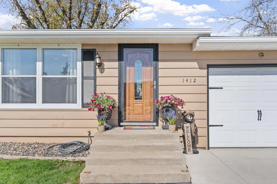 1412 Prairie Avenue Sw, Faribault, MN 55021 - #3
