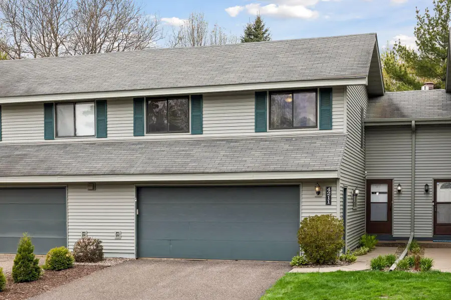 4211 Shirlee Lane N, Shoreview, MN 55126 - #2