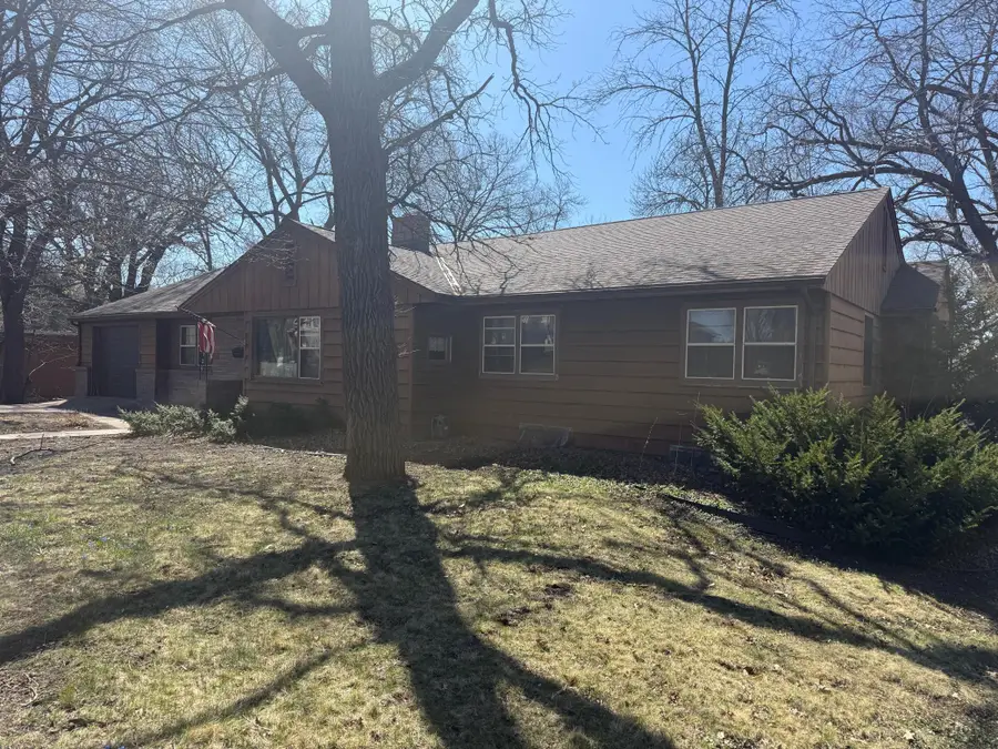 320 S Minnesota Street, Redwood Falls, MN 56283 - #2