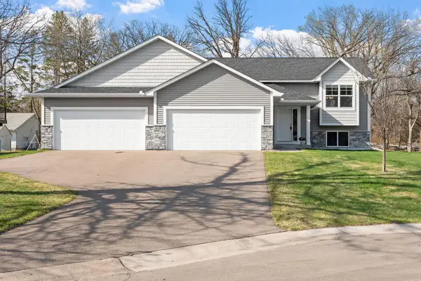 1851 102nd Avenue Nw, Coon Rapids, MN 55433