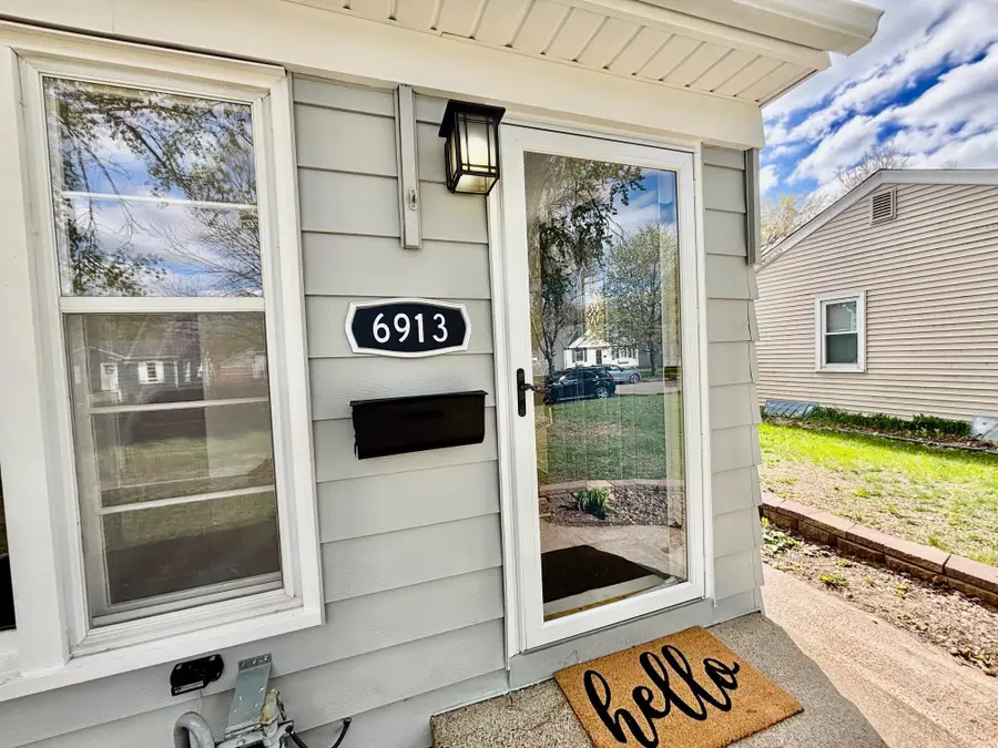 6913 Russell Avenue S, Richfield, MN 55423 - #2