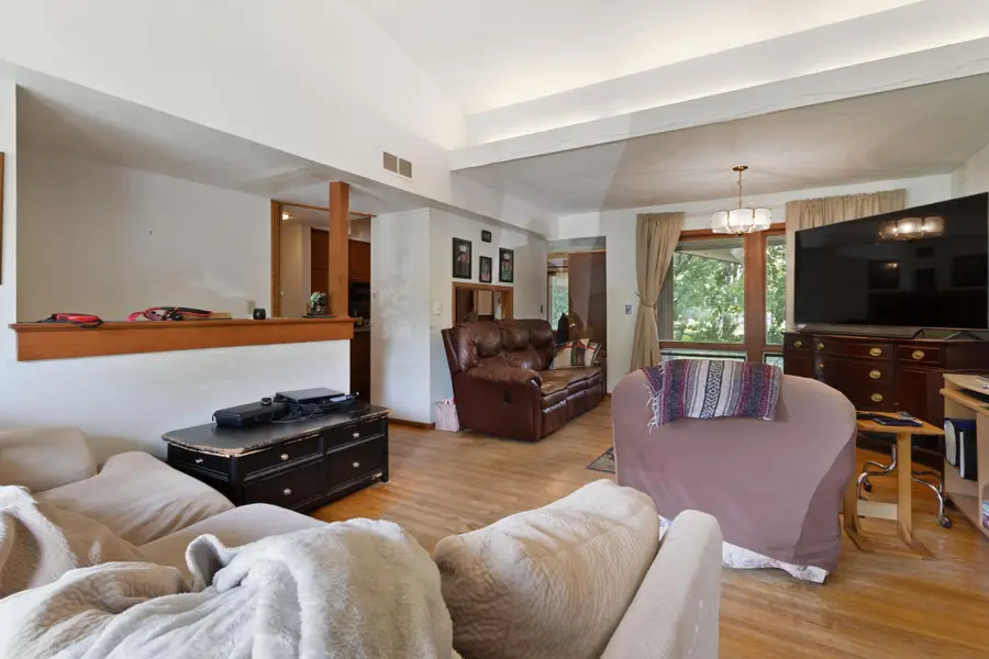 2906 Nash Road, Brooklyn Center, MN 55430 - #2