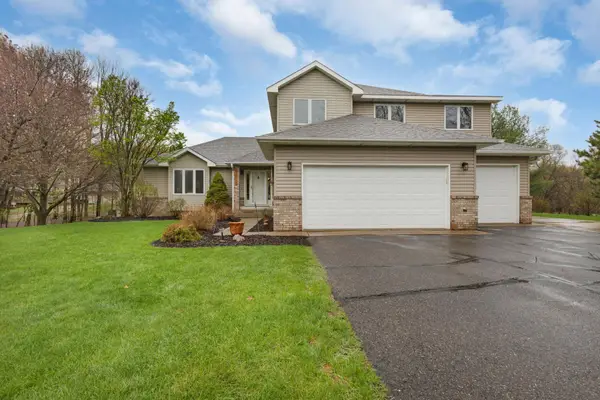 19566 Rochester Street Ne, Cedar, MN 55011