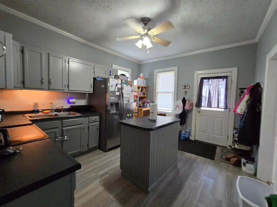 711 3rd Avenue Se, Waseca, MN 56093 - #2