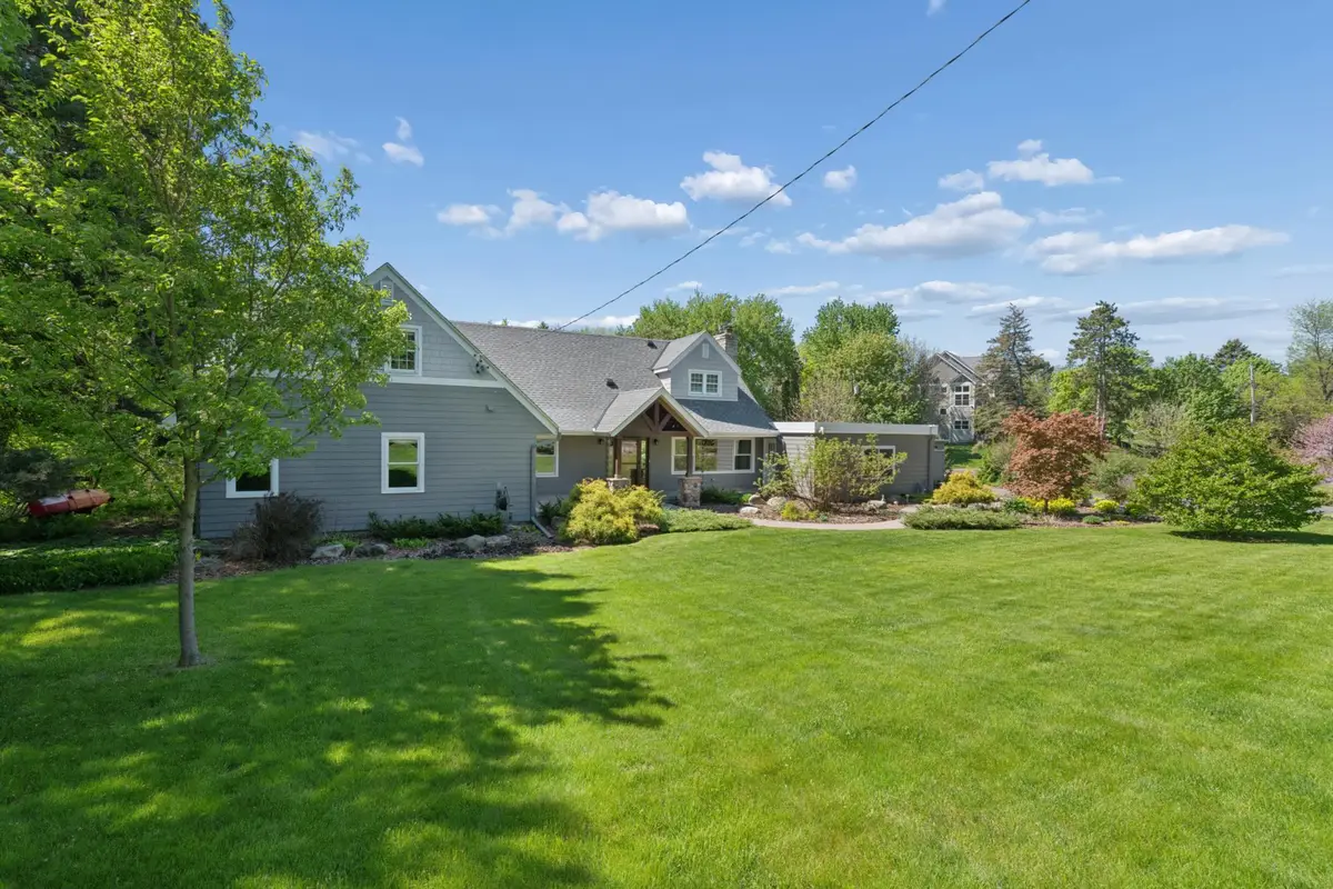 784 Hilltop Court, Mendota Heights, MN 55118 - #1