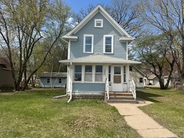 236 Emerald Street Se, Minneapolis, MN 55414