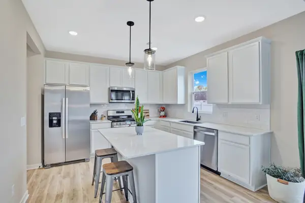 15019 Athgoe Drive, Rosemount, MN 55068
