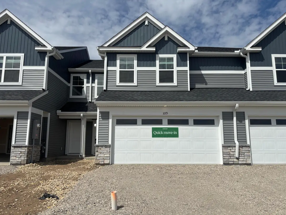 1075 Anmeadle Row, Rosemount, MN 55068 - #1