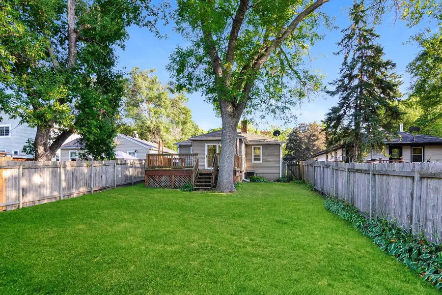 3608 31st Avenue N, Robbinsdale, MN 55422 - #2