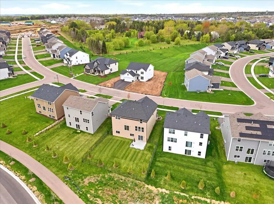 8813 Periwinkle Boulevard, Woodbury, MN 55129 - #2