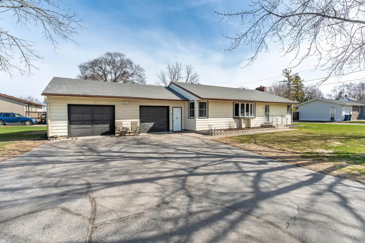 122 W Fir Avenue, Fergus Falls, MN 56537 - #1