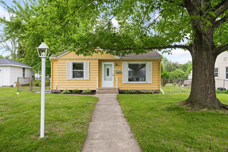 3539 Sumter Avenue S, Saint Louis Park, MN 55426 - #3