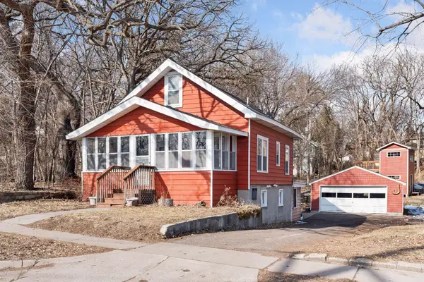949 Benhill Road, Saint Paul, MN 55105
